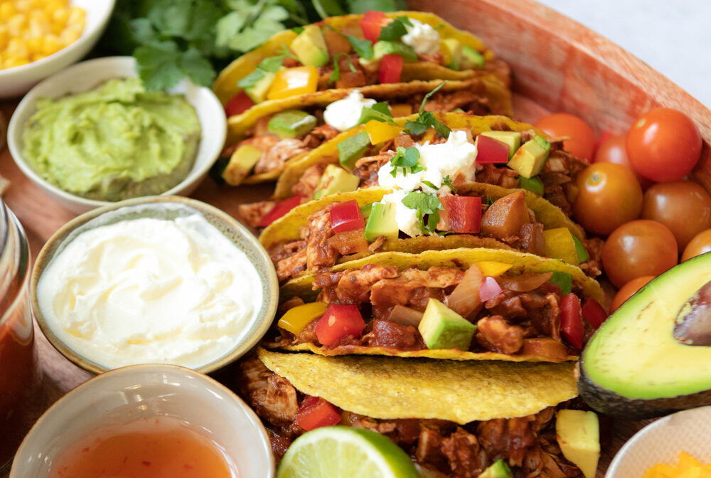 Kruidige pulled chicken taco’s