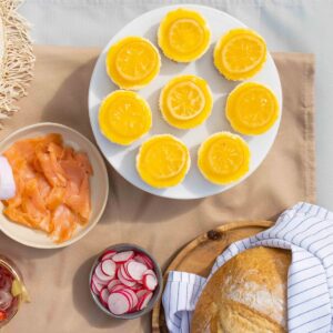 Citroen cheesecakejes met mangosaus