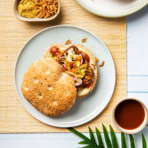 Frikandelburger Eastern style