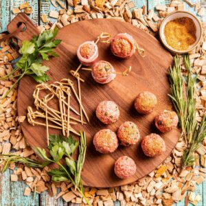 MOINK balls met mango-barbecuesaus