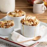 Appeltaart baked oats met stroopwafel