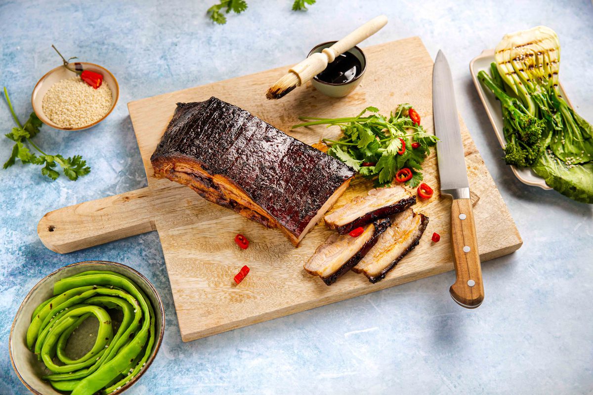 Aziatisch Gepekeld Buikspek Van De Barbecue