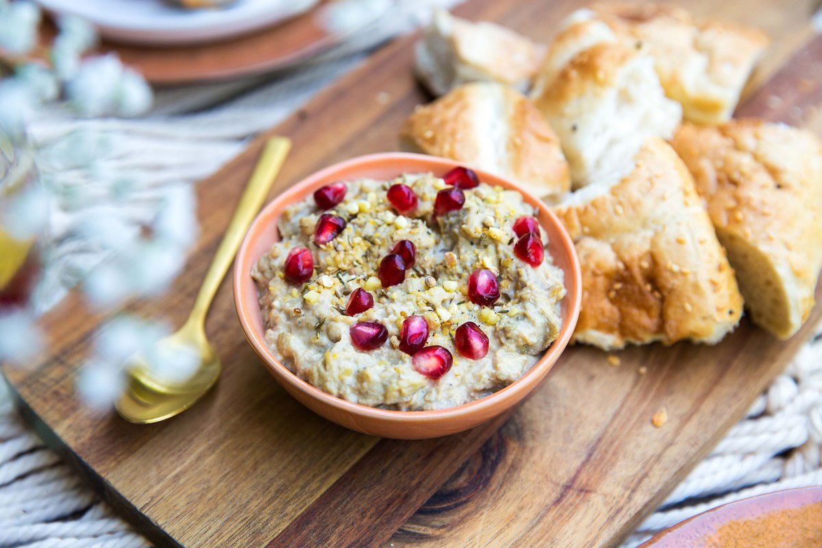 Baba Ganoush Met Dukkah En Granaatappel