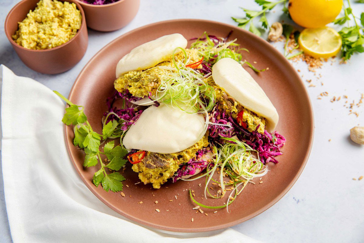 Bao Buns Met Rendang
