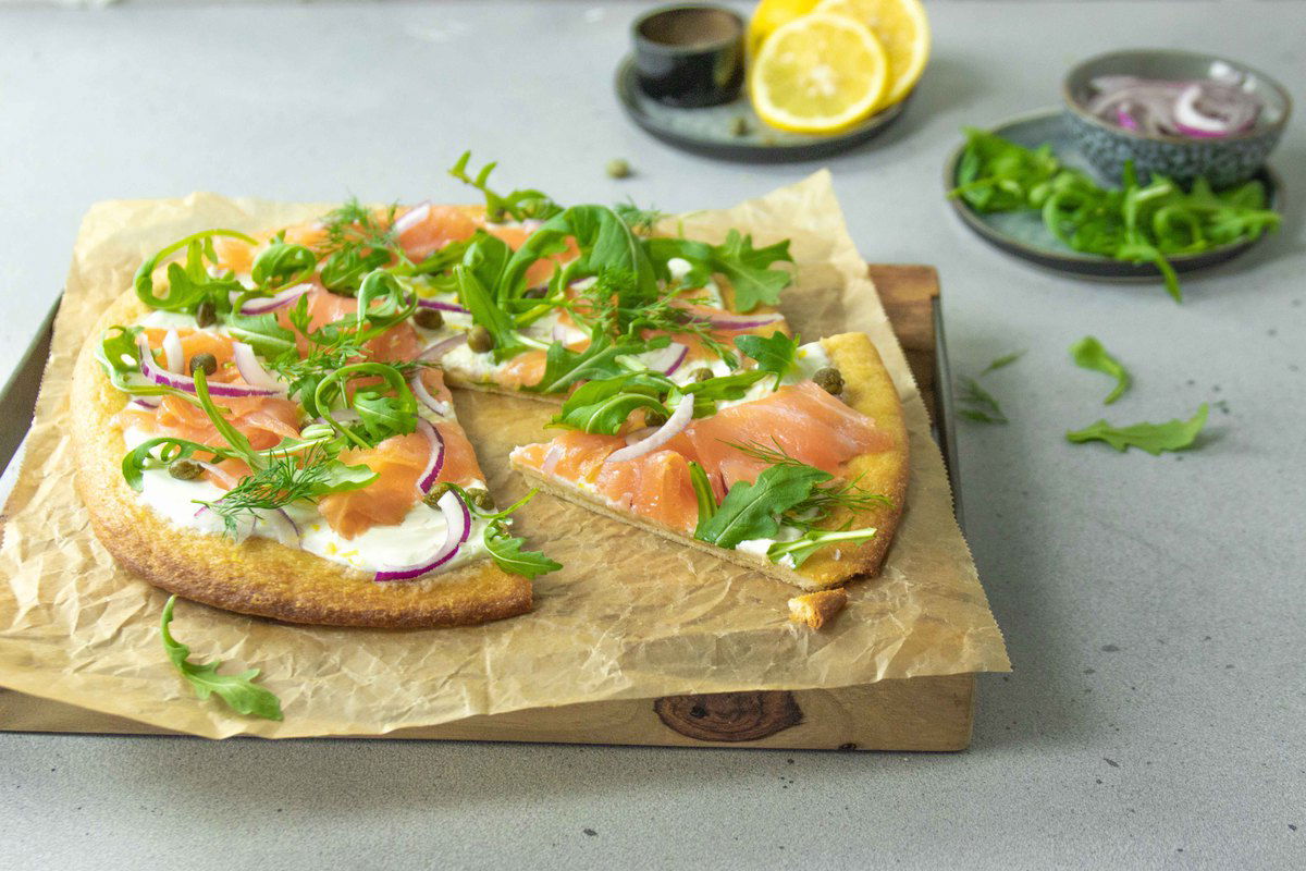 Bloemkoolpizza Met Gerookte Zalm En Citroencreme