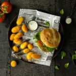 Broccoli-doperwtenburger met krieltjes