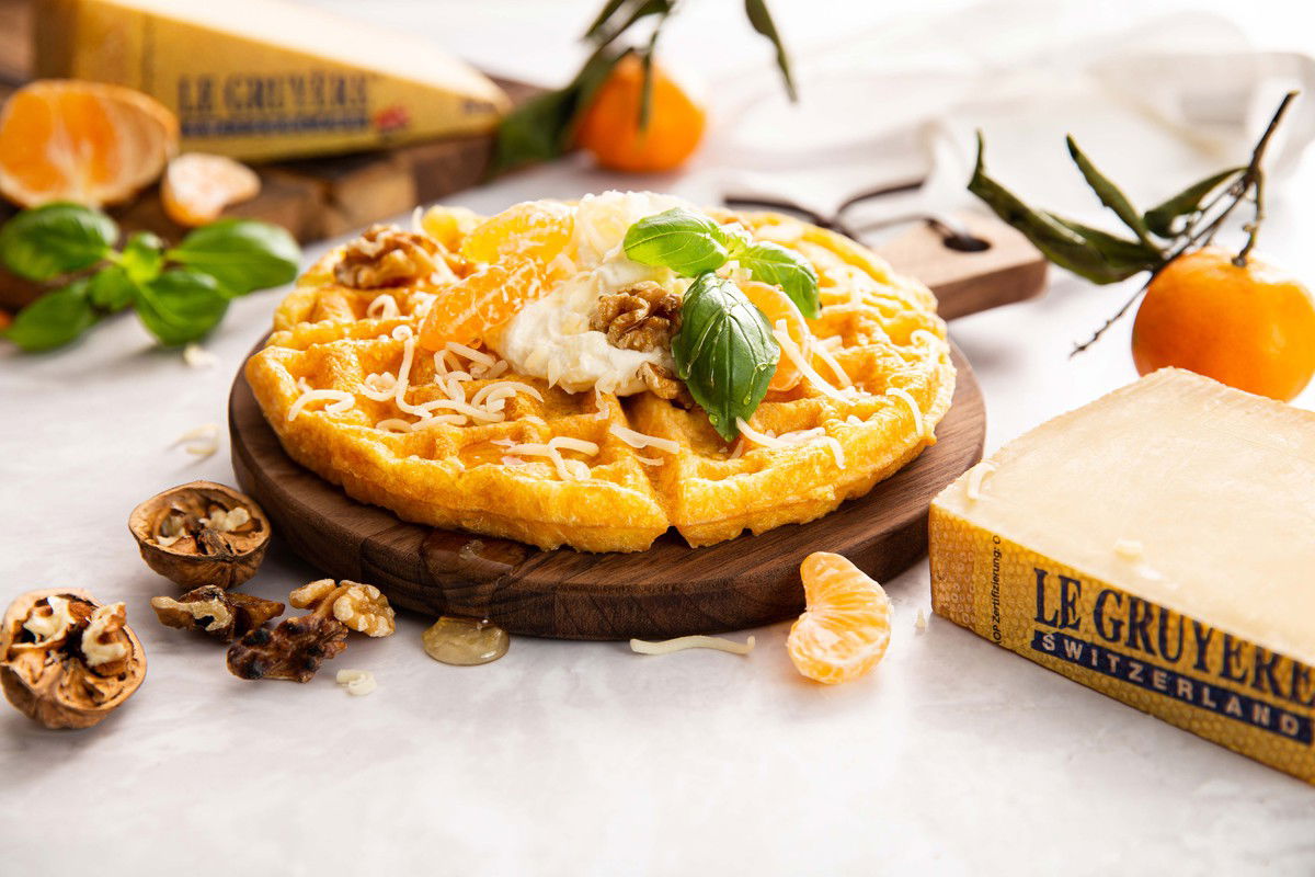 Chaffles Met Le Gruyere Aop