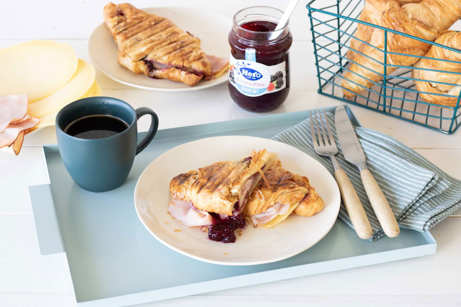 Croissant Tosti Met Bosvruchtenjam