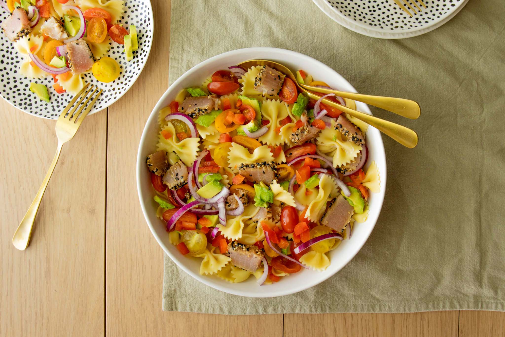 Farfalle Salade Met Tonijn Tataki