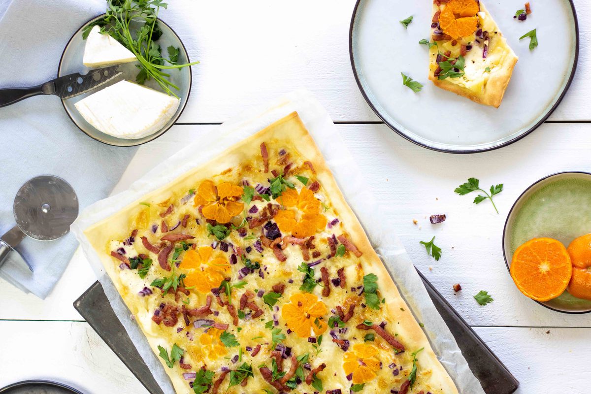 Flammkuchen Met Camembert En Mandarijn
