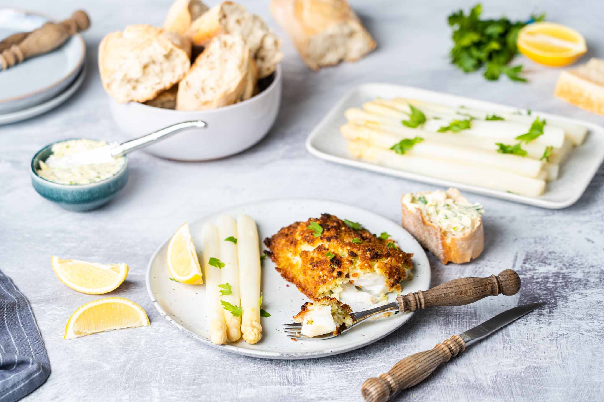 Gegratineerde Kabeljauw Met Witte Asperges