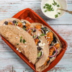 Griekse wraps met krokante kip