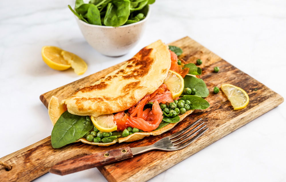 Hartige Pannenkoek Met Zalm Spinazie En Tuinerwten