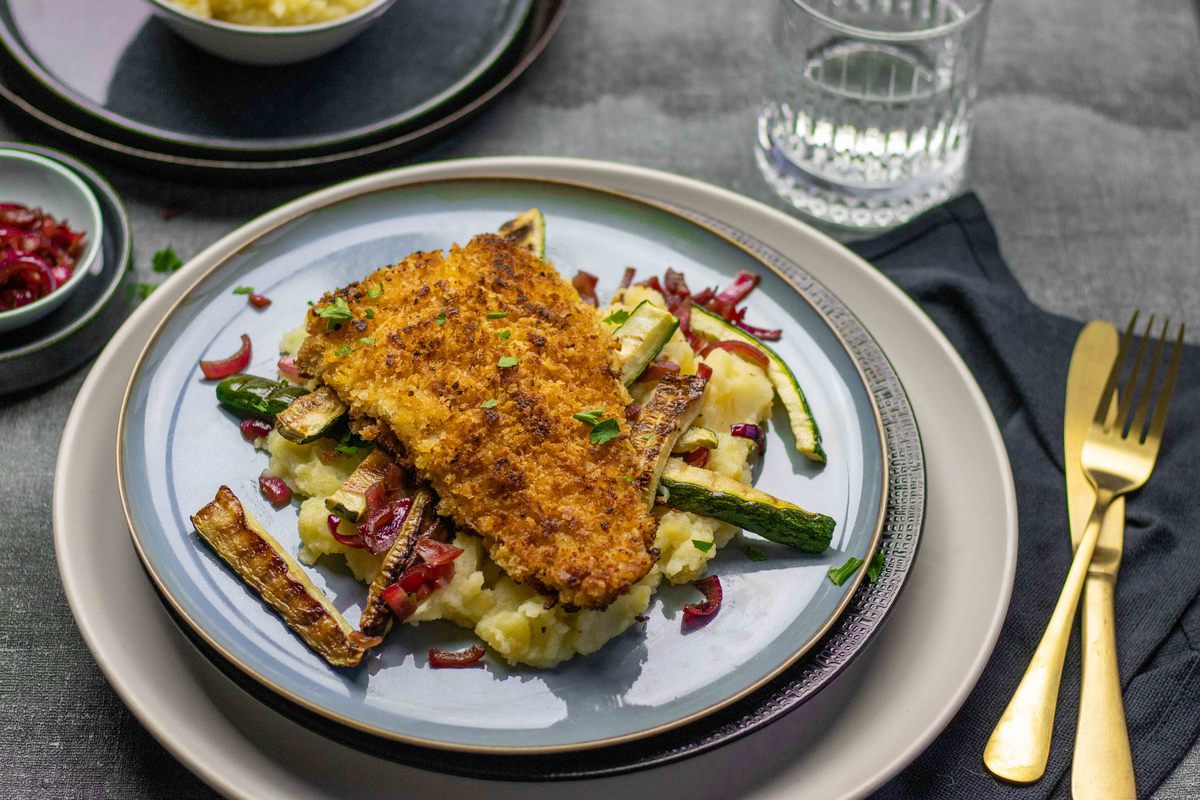 Kabeljauw In Een Knapperig Pesto Korstje Met Koolraappuree