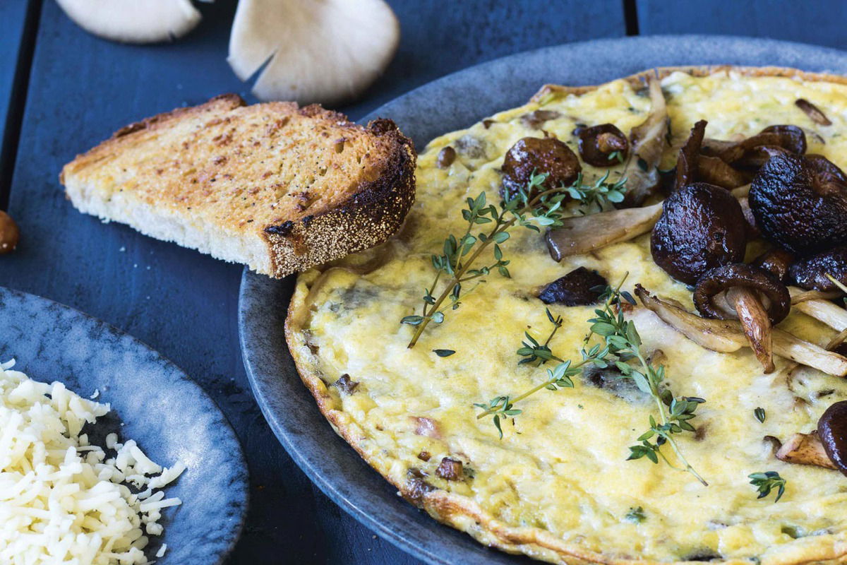 Paddenstoelen Herfstomelet Met Knoflooktoast