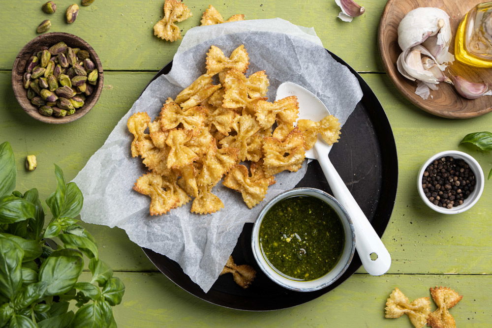 Pastachips Uit De Airfryer Met Pistache Pestodip