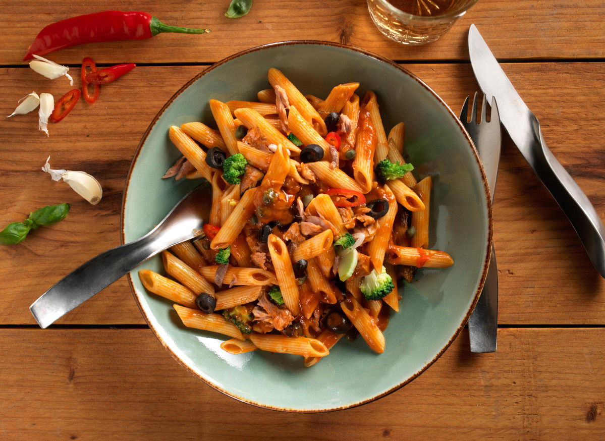 Penne Puttanesca Met Broccoli En Tonijn