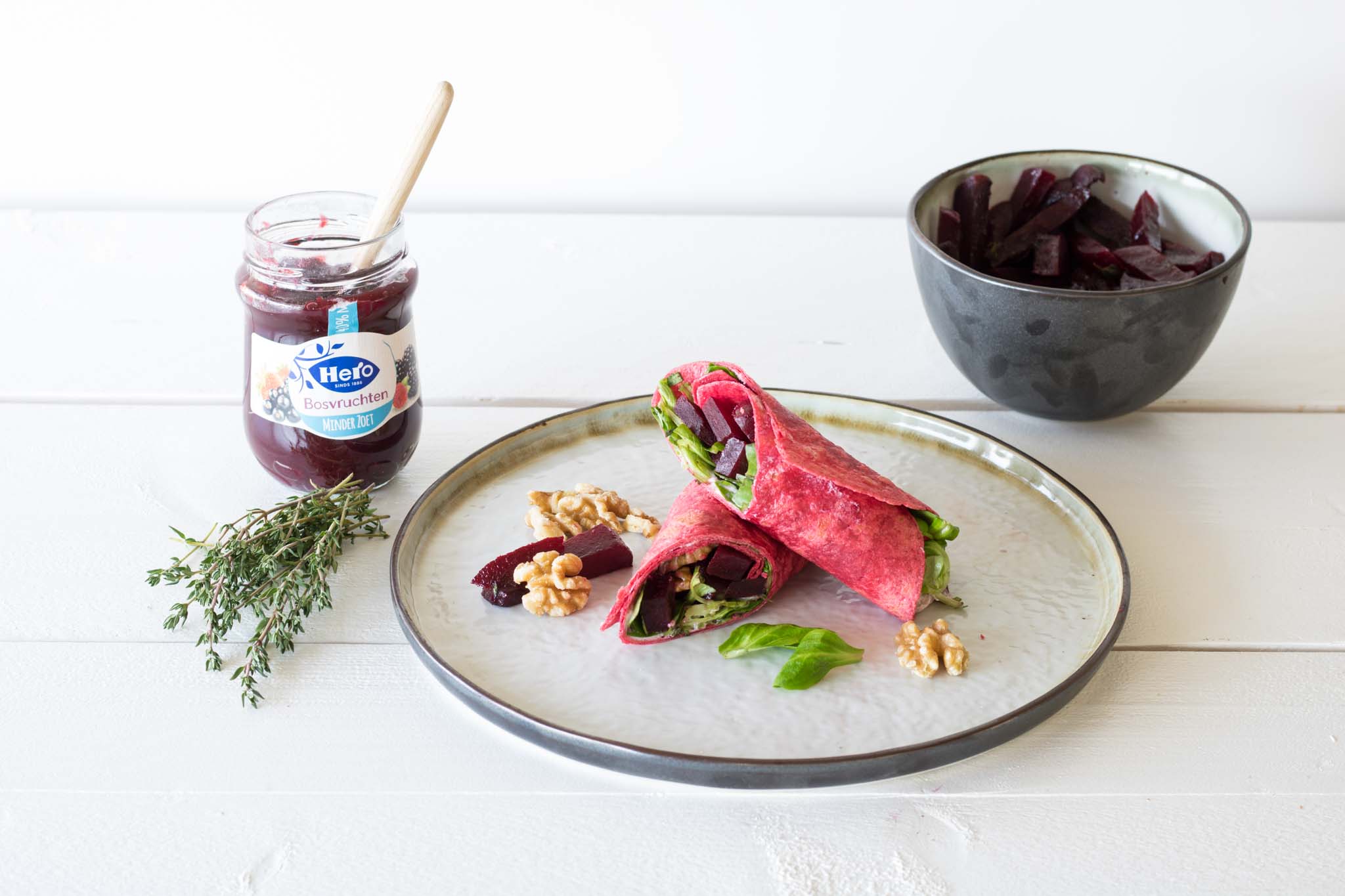 Rode Bieten Wraps Met Bosvruchten En Geitenkaas