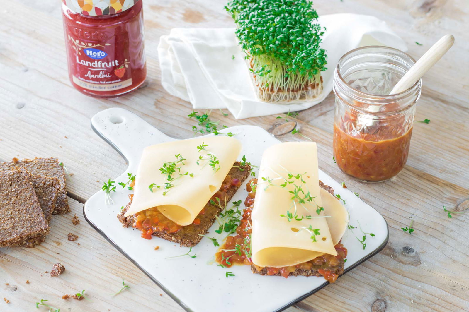 Roggebrood Met Chili Aardbeienchutney