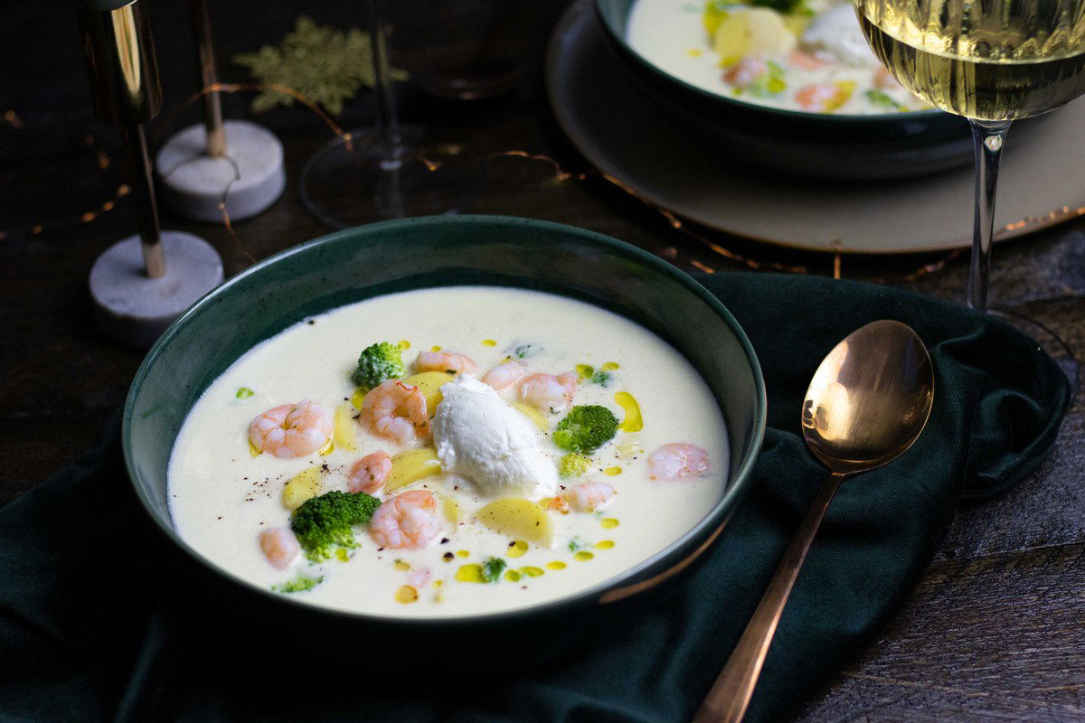 Romige Vissoep Met Aardappeltjes En Broccoli