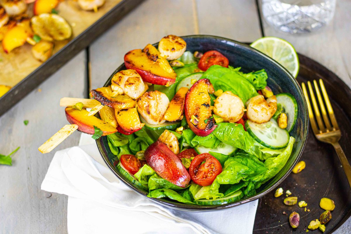 Salade Met Gegrilde Coquilles Nectarine Sinaasappel