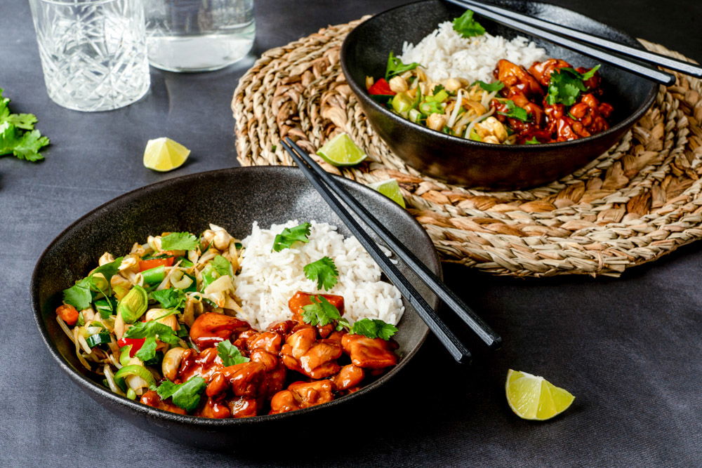 Sticky Kip Met Rijst En Wokgroenten