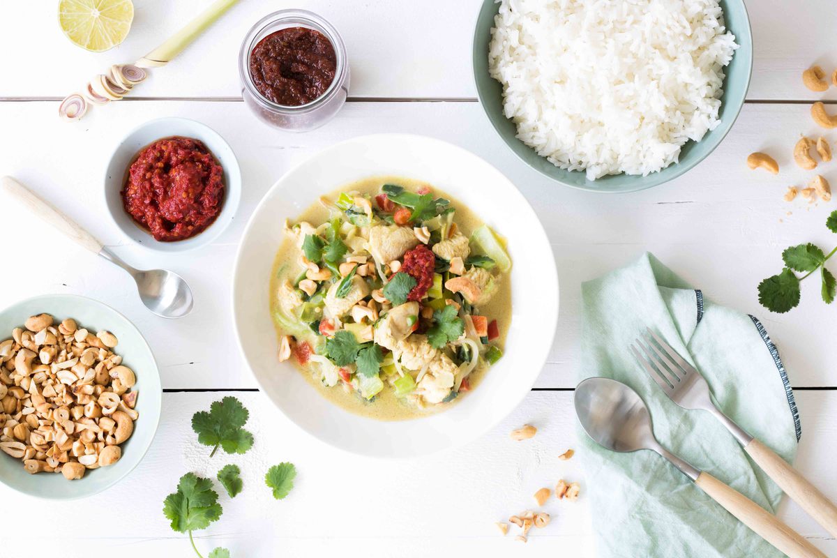 Thaise Groene Curry Met Kip En Paksoi