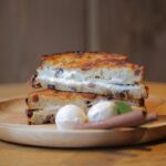 The OJK Tosti (Ouwe Jongens Krentenbrood) van The Tosti Club