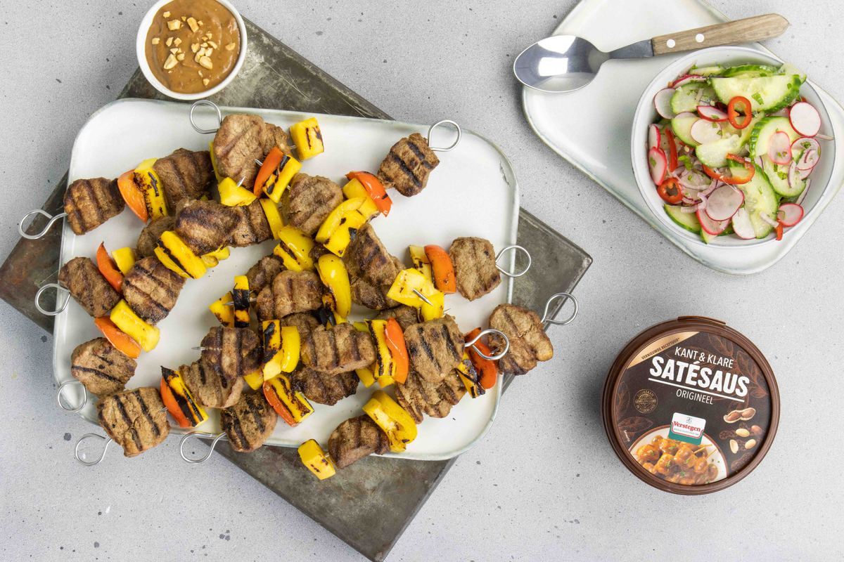 Varkenshaasspiezen Met Mango En Satesaus