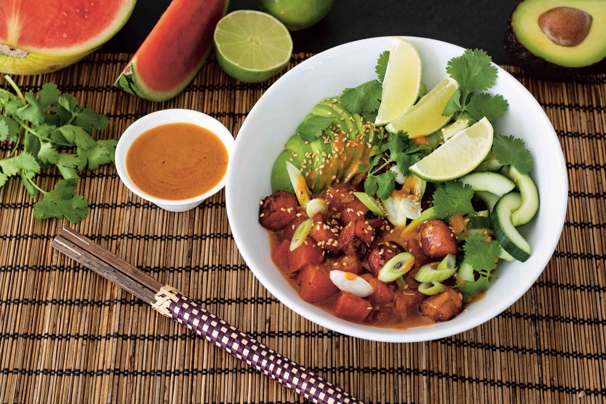 Watermeloen Poke Bowl Met Avocado Komkommer