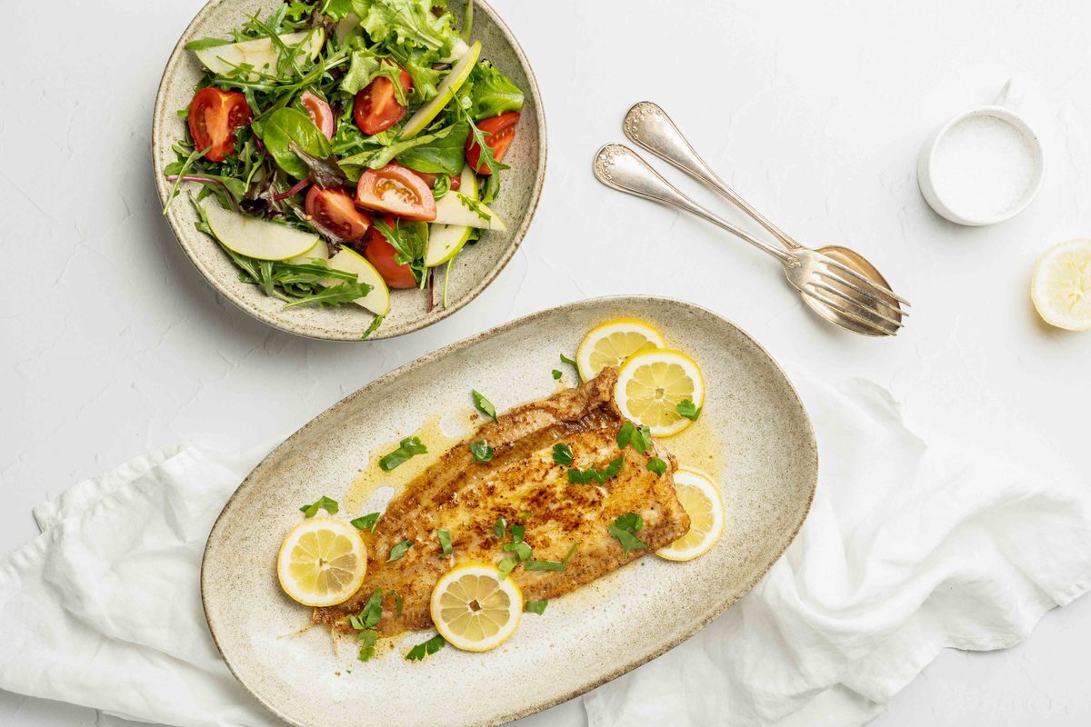 Zeetong Meuniere Met Frisse Salade