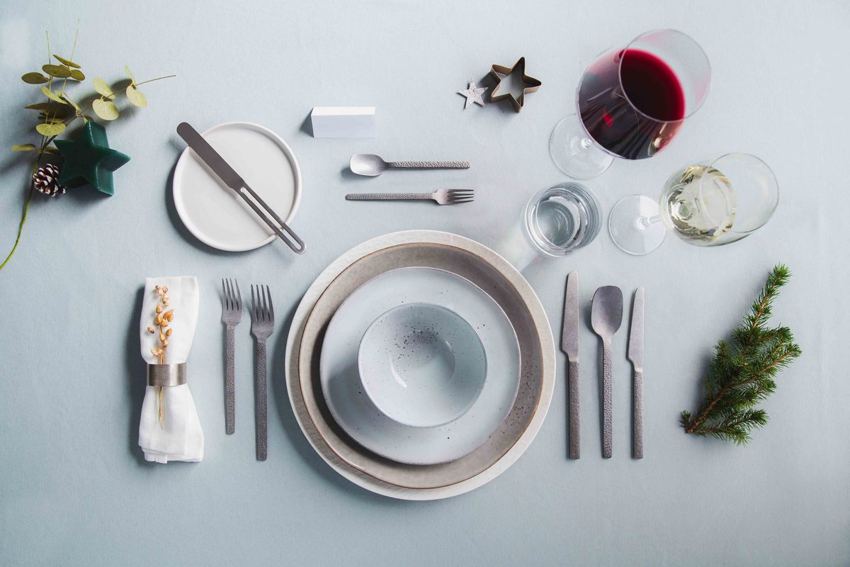 Hoe dek je in 3 stappen de (kerst)tafel volgens de etiquette?