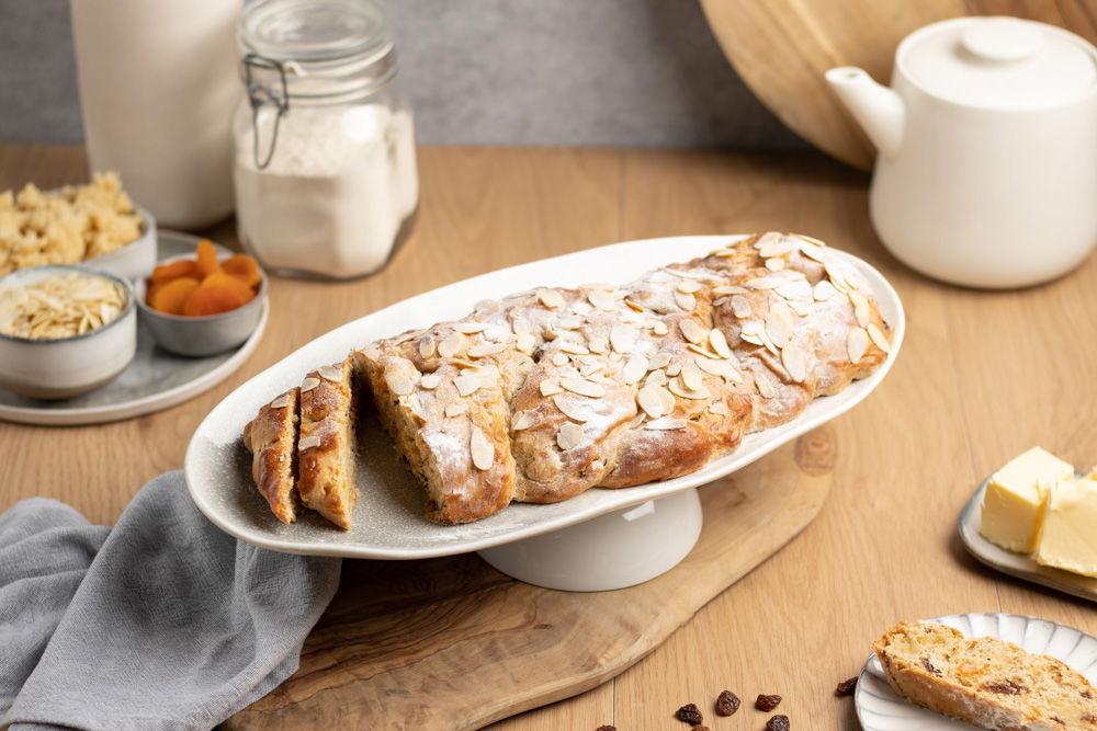 Gevlochten kerststol