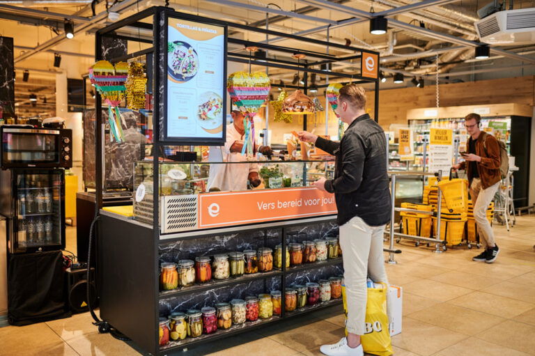 Eatertainment pilot - Tortilla en Pinata