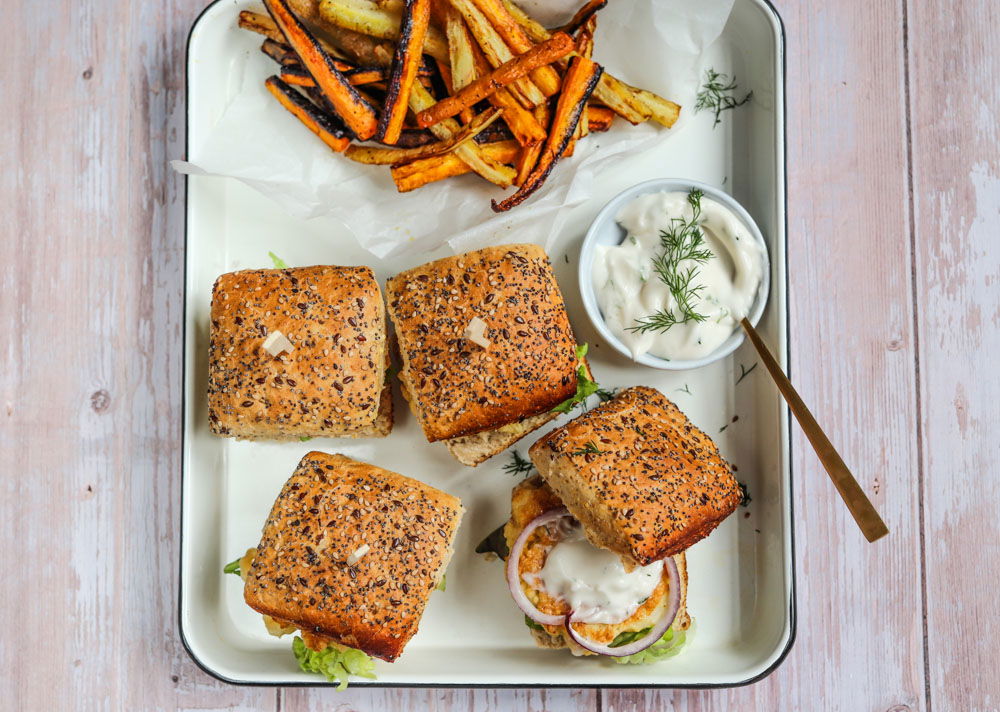 Kabeljauwburger Met Dillesaus En Groentefriet