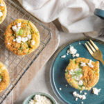 Eiermuffins met spinazie, dille en witte kaas