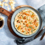 Hartige Koreaanse vispannenkoek met garnalen (pajeon)