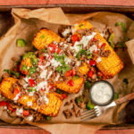 Loaded maiskolven met gehakt uit de airfryer