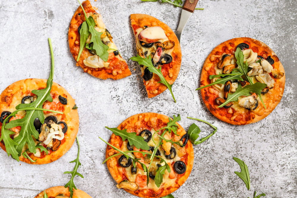 Mini-pizza’s met zeevruchten