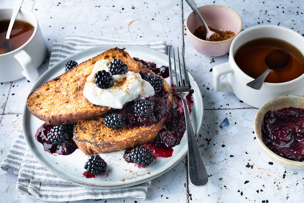 Wentelteefjes met bramensaus