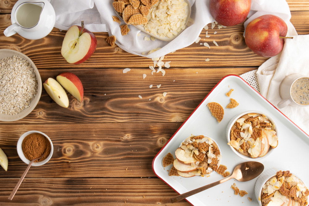 Baked oats appeltaart met stroopwafel