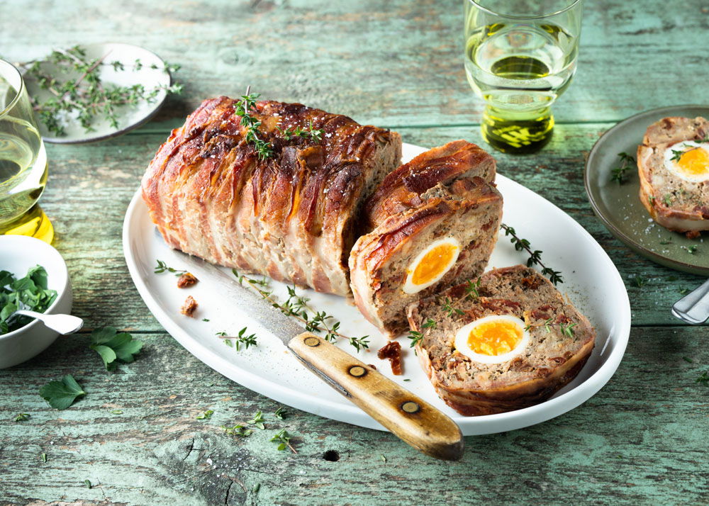 Gehaktbrood met hele eieren