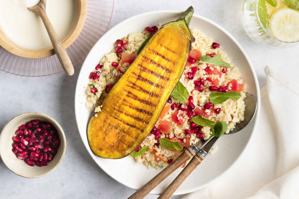 Gemarineerde aubergine steak met bulgur salade