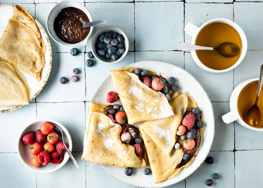 Havermelk flensjes met chocopasta en fruit