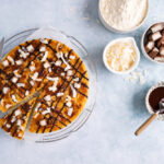 Bounty boterkoek met pure chocolade en kokossnippers