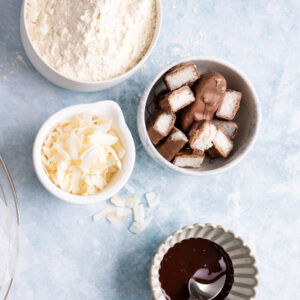 Bounty boterkoek met pure chocolade en kokossnippers