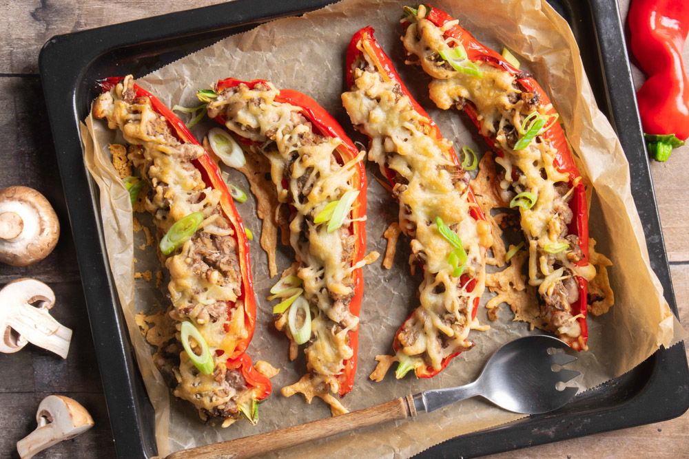 Gevulde puntpaprika’s met kastanjechampignons en bonen