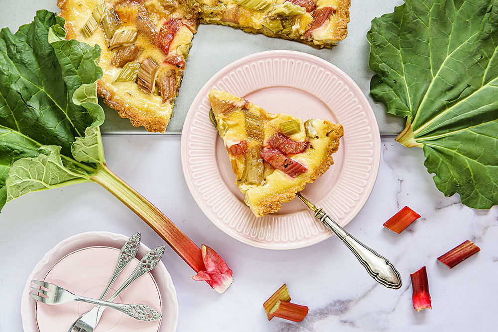 002 Creme Brulee Taart Met Rabarber Low Res