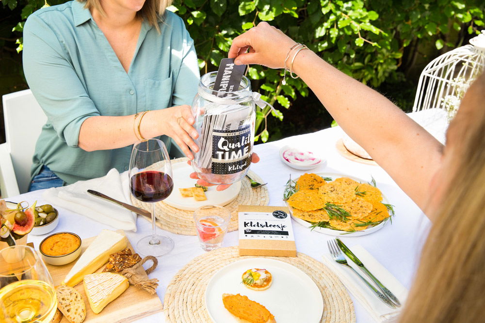 Kletspot_klassieke borreltafel