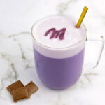 Hibiscus thee latte